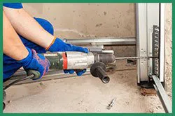 Quality Garage Door Service Irvington, NY 914-499-3040 - installation-sid-gr-22m